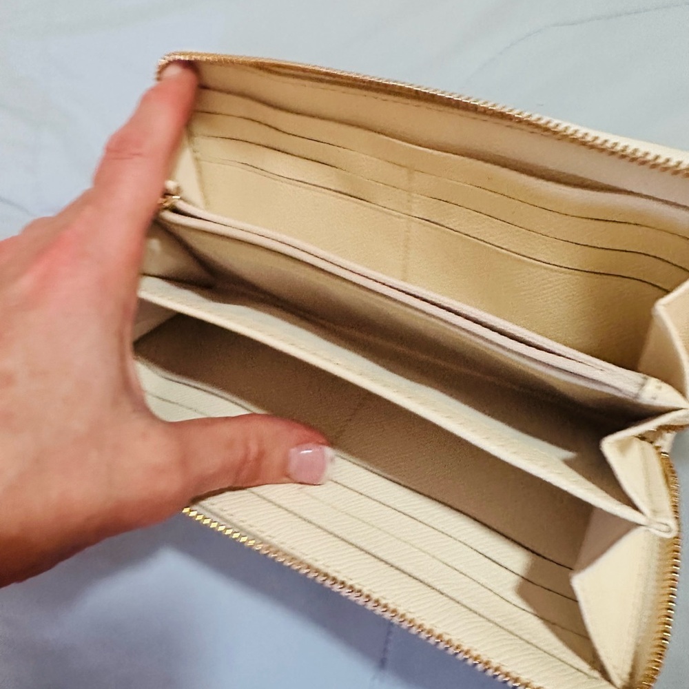 Coach Beige Signature Zip Wallet - Picture 3 of 5